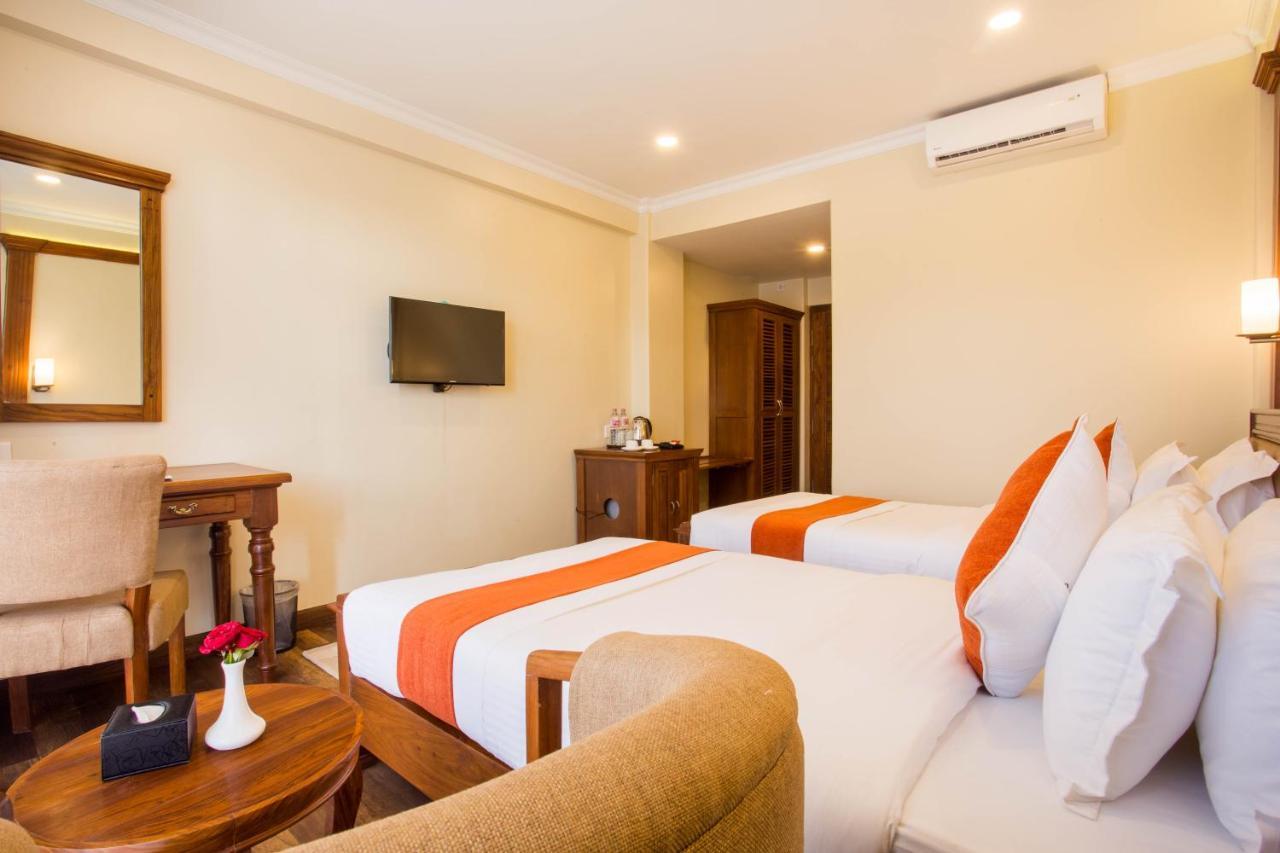 Hotel Portland Pokhara Luaran gambar