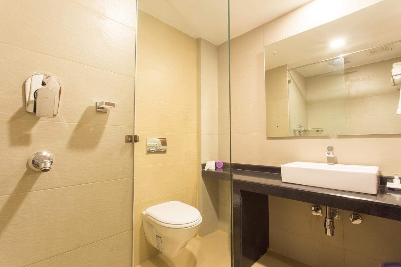 Hotel Portland Pokhara Luaran gambar